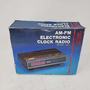 Vintage Electro Brand AM/FM Electronic Clock Radio Model 4441‎ NOS In Box